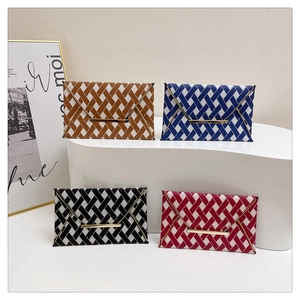 Fashion Envelope Clutch Bag Women PU Geometric Woven Texture Gold Metal Clasp Elegant Party Handbag