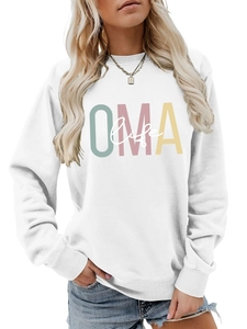 Détail de l'imprimé OMA life sur sweat blanc à col rond avec bords-côtes