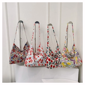 Vintage Floral Print Tote Bag Large Capacity Lightweight Nylon Shoulder Bag For Women Casual Foldable Shopping Bag Bohemian Style