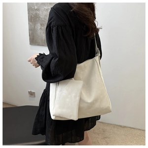 Grande borsa tote minimalista in pelle PU bianco crema con pochette e tracolla regolabile