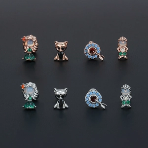 Cartoon Tier-Ohrstecker in Roségold und Silber mit Zirkon- und Opal-Inlays