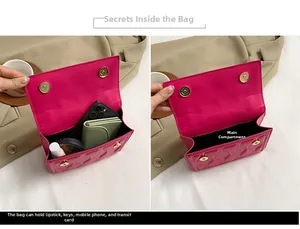 Vue détaillée de l'intérieur du sac matelassé magenta contenant des essentiels