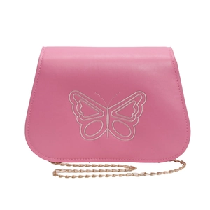 Sac bandoulière rose avec broderie papillon délicate et chaîne en métal doré