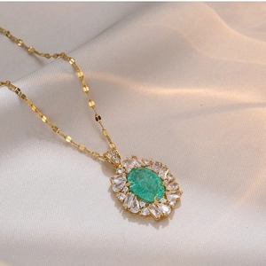 Collier Pendentif Oxyde De Zirconium Vert Émeraude Vintage Acier Inoxydable Rétro Élégant Fleur Goutte D'eau Bijoux Femmes