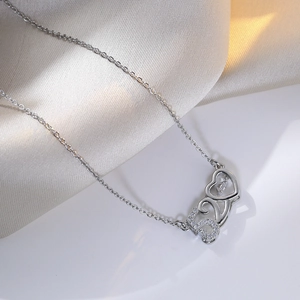 Silver 520 heart pendant necklace with zircon inlay on a minimalist O-chain for women