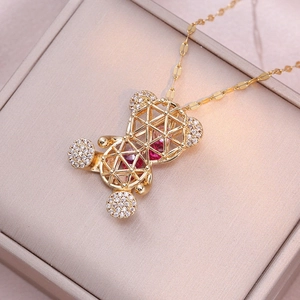 Collier Pendentif Ours Creux Acier Inoxydable Micro Zircon Bijoux De Mode Géométriques Plaqué Or Pour Femmes