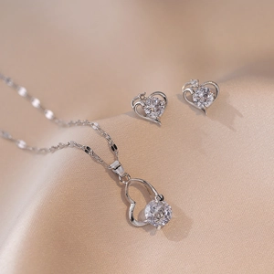 Collier Pendentif Coeur Et Boucles Oreilles Clous Acier Inoxydable Zircone Bijoux Amour Pour Femmes Style Élégant Romantique