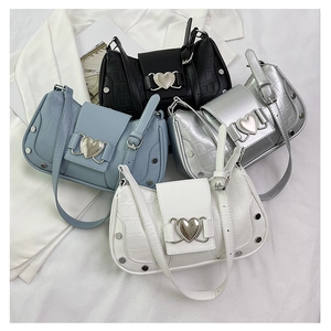 Crocodile Pattern PU Leather Underarm Shoulder Bag Heart Shaped Buckle Rivet Decor Fashion Baguette Bag For Women