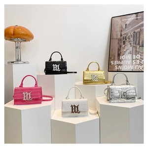 Women Crocodile Pattern Glossy PU Leather Small Square Bag Niche Design Shoulder Crossbody Bag With Metal Letter Buckle