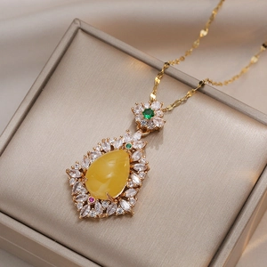 Elegant Waterdrop Pendant Necklace For Women Titanium Steel Lemon Yellow Zircon Marquise Inlaid Clavicle Chain Gift