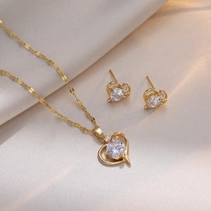 Heart Pendant Necklace And Stud Earrings For Women Stainless Steel Zircon Gold Tone Minimalist Elegant Jewelry