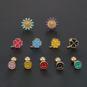 Bunte Emaille Blumen und Smiley Ohrstecker Set mit Schraubverschluss aus Metall