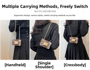 Viste dettagliate della mini borsa leopardata che mostrano stili a tracolla e a spalla
