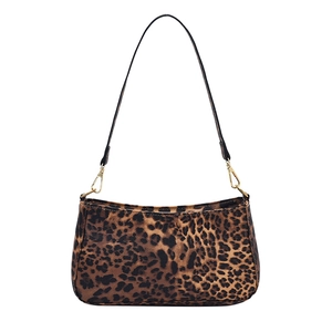 Borsa sottobraccio alla moda in pelle PU con stampa leopardata e finiture in metallo dorato
