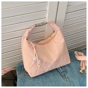 Sac Hobo pour Femmes en Cuir PU Froissé Minimaliste Urbain Chic Sac à Main Avec Perles à Cordon Sac à Épaule pour Femmes