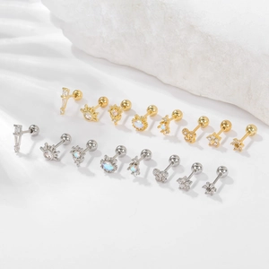Boucles D'oreilles Helix Chat Fleur Papillon Avec Tige En Acier Inoxydable Et Zirconium Petit Bijou Doux Pour Femmes