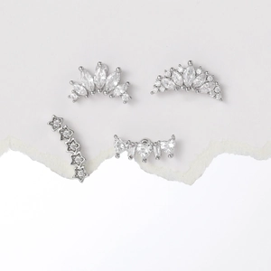 Boucles d'oreilles cartilage en acier argenté avec étoiles, cœur et oxydes de zirconium