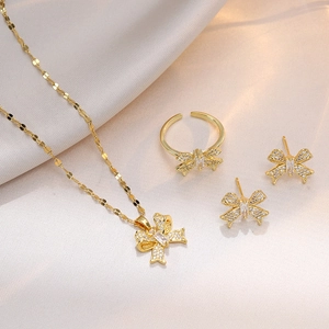 Bijoux Noeud Papillon Acier Titane Plaqué Or Zircone Élégant Femme Collier Clavicule Bague Réglable Boucles D'oreilles