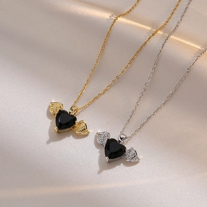 Collier Pendentif Cœur Ailes D Ange Acier Titane Zircon Noir Gothique Accessoires Mode Femme Cadeau