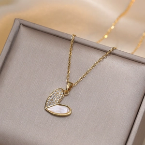 Collana Con Pendente A Cuore Placcato Oro 18K Acciaio Inossidabile Con Conchiglia Zirconia Design Elegante Gioielli Donna