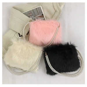 Sac À Bandoulière En Peluche Fausse Fourrure Pour Femmes Avec Bandoulière En Künstliche Perles Chic Tendance Sac À Main Carré