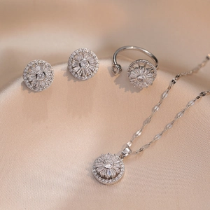 Elegantes rotierendes Sonnenblumen-Schmuckset mit Kette, Ohrringen und offenem Ring