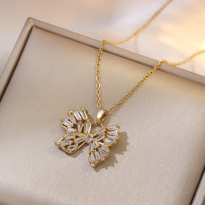 Collier Pendentif Papillon Acier Titane Zircon Incrusté De Strass Bijoux De Mode Élégants Pour Femmes