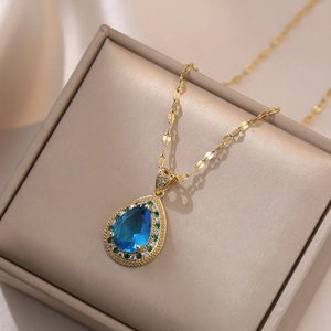 Collana con Ciondolo a Goccia d'acqua Blu Vintage in Acciaio Inossidabile Placcato Oro Zirconia per Donna Gioielli Lusso
