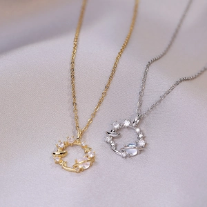 Collier Planète De Rêve Acier Titane Zircon Ciel Étoilé Saturne Univers Bijoux Accessoire De Mode Pour Femmes