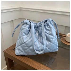 Women Quilted Diamond Lattice Tote Bag PU Leather Drawstring Bucket Bag With Metal Bow Decoration Fashion Shoulder Bag