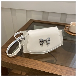 Women Trendy PU Leather Crossbody Bag With Silver Bow Decoration Niche Design Elegant Shoulder Bag For Daily Commute