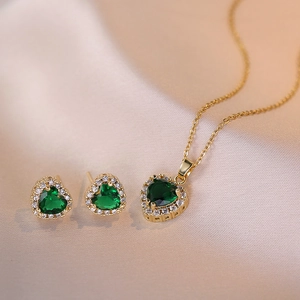 Collier Et Boucles D'oreilles Coeur Émeraude Acier Inoxydable Avec Tige De Boucle D'oreille En Argent 925 Bijoux Pour Femmes