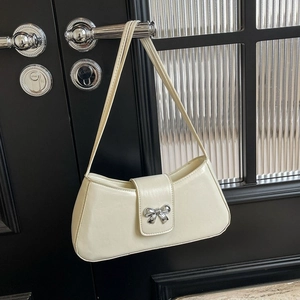 Baguette Unterachseltasche Damen PU-Leder Silberne Schleife Dekor Elegante Französische Schultertasche Für Den Alltag