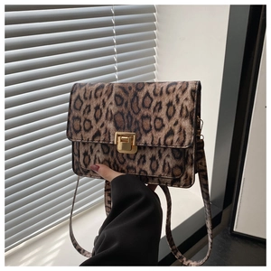 Sac Bandoulière Carré Imprimé Léopard Vintage Femme Cuir PU Sac à Épaule Mode Avec Boucle en Métal Doré Sac Quotidien Chic