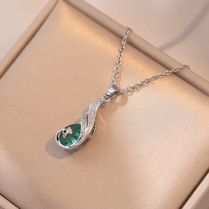 Elegant emerald green swan pendant necklace with sparkling zircons in a luxury gift box