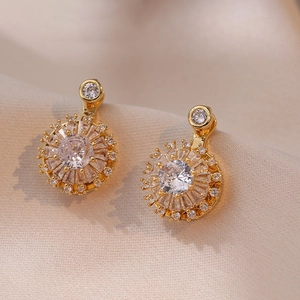 Boucles D'oreilles Puces Tournesol En Zircon Et Cuivre Plaqué Or Fleur Élégante Mode Coréenne Bijoux Pour Femmes
