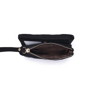 Mini portefeuille noir en cuir PU matelassé avec fermeture éclair dorée et dragonne