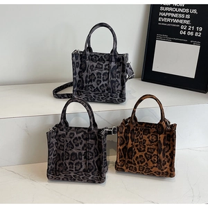 Sacs cabas en toile à imprimé léopard vintage en gris et marron avec bandoulières réglables