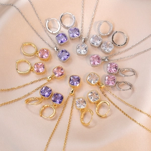 Élégant Collier Pendentif En Cristal Rose Violet Taille Coussin Carré En Zircon En Acier Inoxydable Et Boucles D'oreilles Créoles Pour Cadeau De Fête Femme