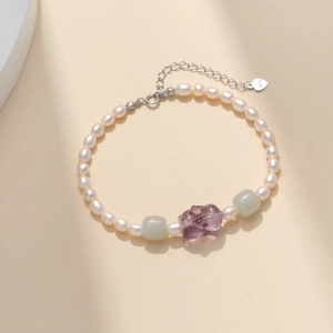 Elegante pulsera de perlas plata S925 con jade verde y amuleto de cerdo en cuarzo