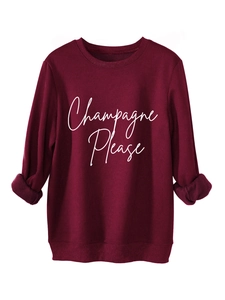 Dettaglio felpa bordeaux con calda fodera in pile e stampa Champagne Please