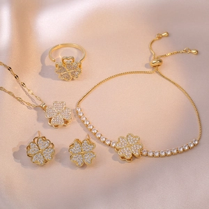 Collana Con Pendente A Quadrifoglio Cuore Acciaio Al Titanio Zirconia Rotante Gioielli Eleganti Per Donna Accessorio Moda