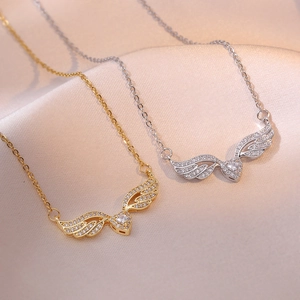 Angel Wings Heart Necklace Stainless Steel Zircon Inlaid Pendant Sweet Elegant Clavicle Chain For Women