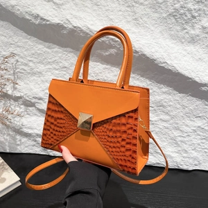 Fashion Women PU Leather Handbag Crocodile Pattern Embossed Shoulder Crossbody Bag With Metal Square Buckle Elegant Daily Purse