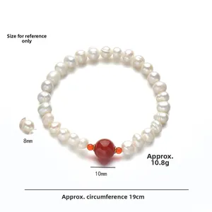 Détails d'un bracelet en perles d'eau douce de 19cm avec agate rouge et annotations