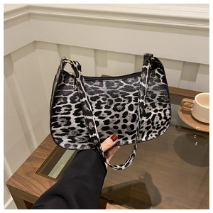Leopard Print Baguette Bag PU Leather Underarm Shoulder Purse For Women Retro Commuting Style