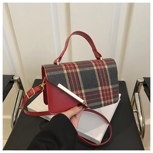 Sac Bandoulière Rétro À Carreaux Pour Femmes Style Britannique Tissu En Laine Cuir PU Main Avec Barre Métallique Dorée Élégant Chic Carré