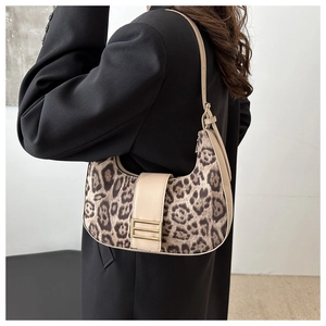 Sac sous le bras à imprimé léopard pour femme avec sangle beige et détails dorés
