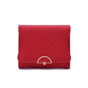 Κόκκινο γυναικείο πορτοφόλι από δέρμα PU με καπιτονέ σχέδιο V και λουλούδι κούμπωμα