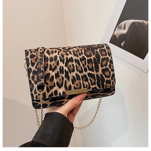 Women Leopard Print PU Leather Crossbody Bag Fashion Metallic Buckle Chain Shoulder Bag Small Square Bag For Daily Street Wear